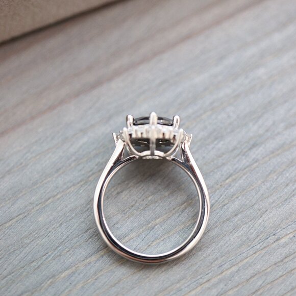 S925 3ct Black Moissanite Diamond Sunflower Style Engagement Ring Silver - Picture 4 of 6